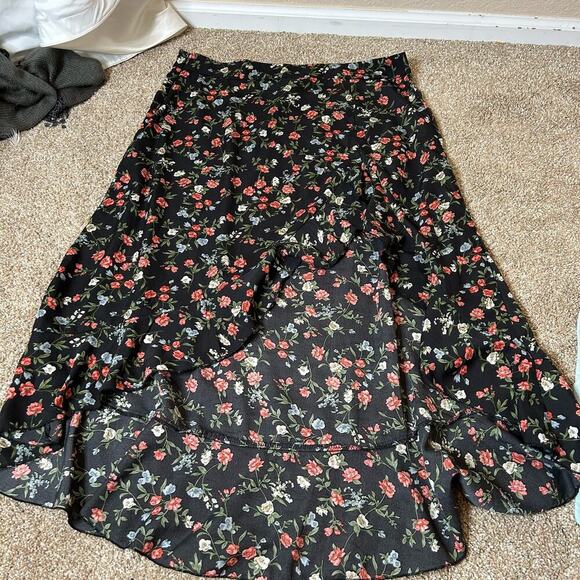 Shein Curve plus size skirt asymmetrical floral print high slit ruffle trim 0XL - Picture 7 of 8